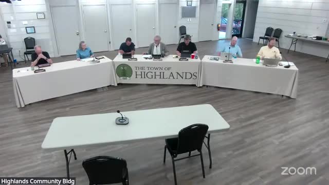 Board refers downtown parking review to planning board after Oak Street proposal