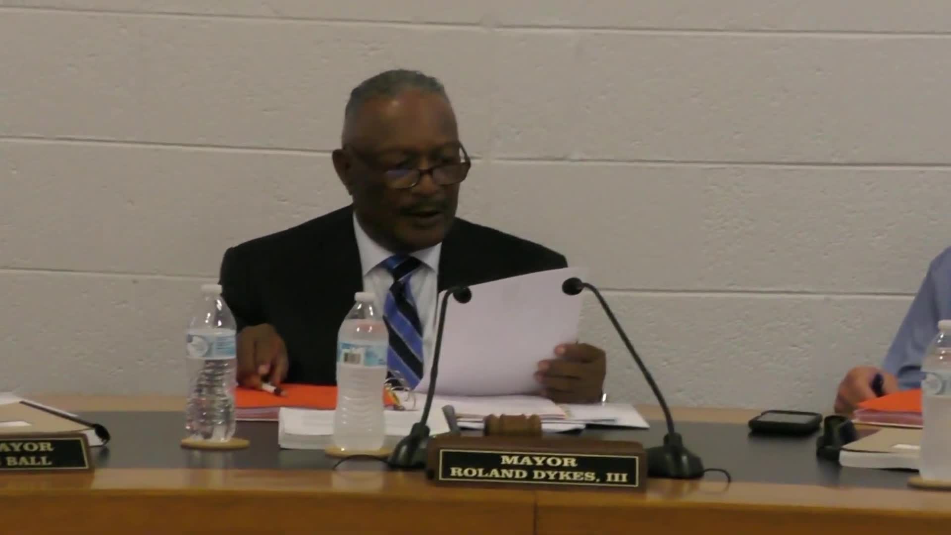 Audit team confirms clean financial report for city and school funds in 2024