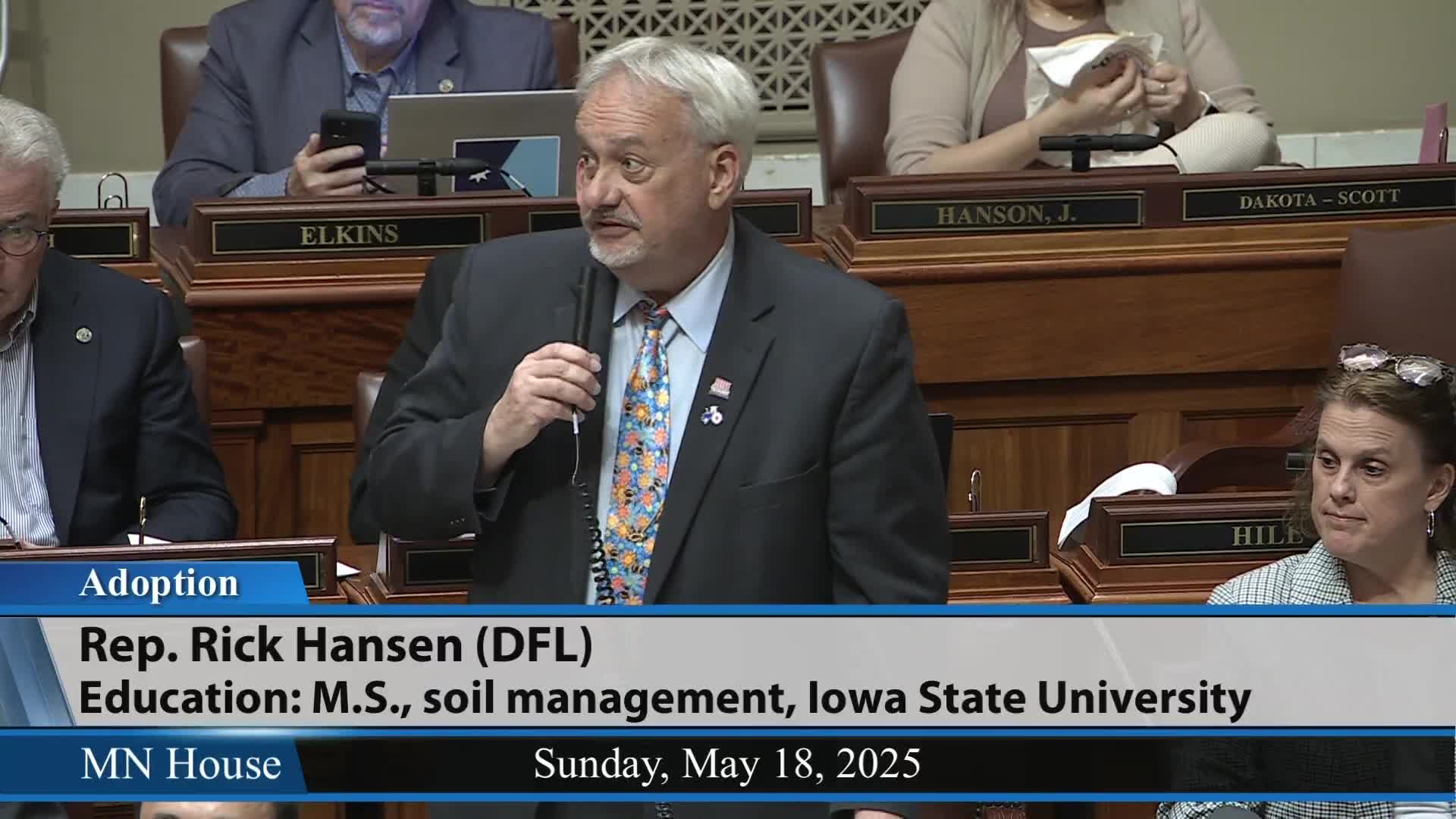 Minnesota lawmakers create hybrid agriculture bill emphasizing food programs and worker protection