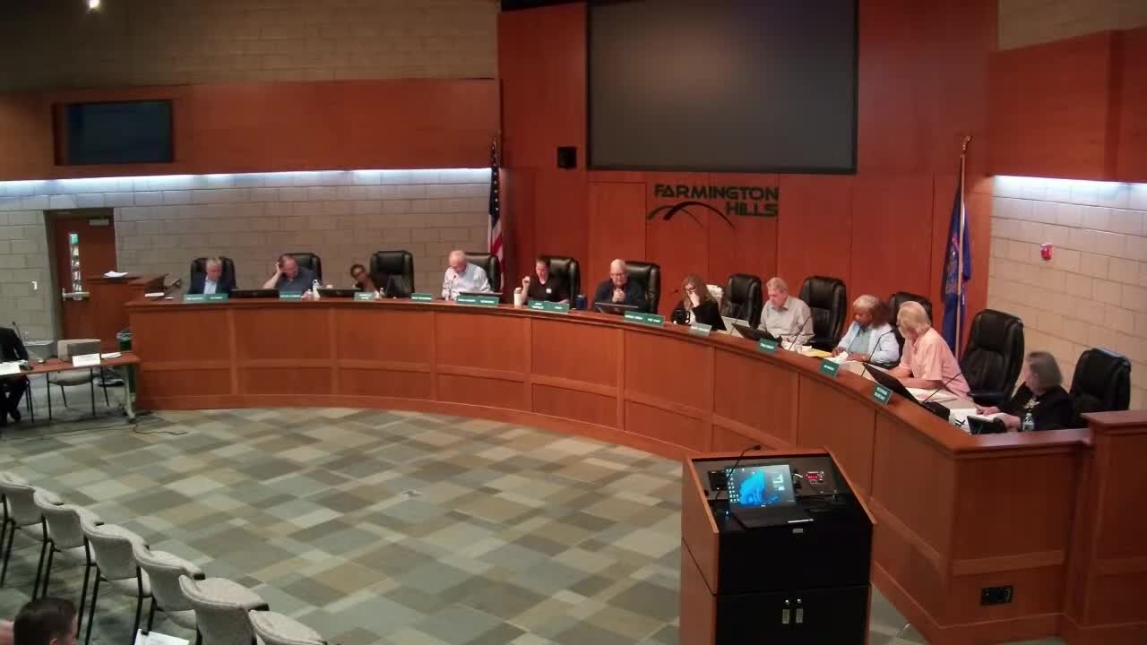 Planning Commission recommends approval for 28-townhouse PUD at 12 Mile and Middlebelt