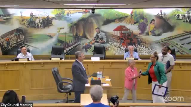 Soup Kitchen Director honors community support at District 30 event