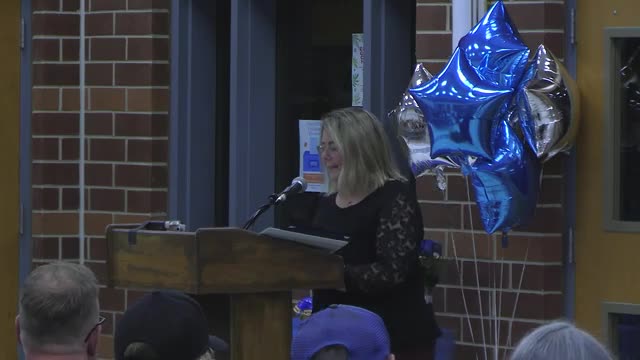 Emma Knight receives Greyhound Gala Award for library volunteerism and kindness