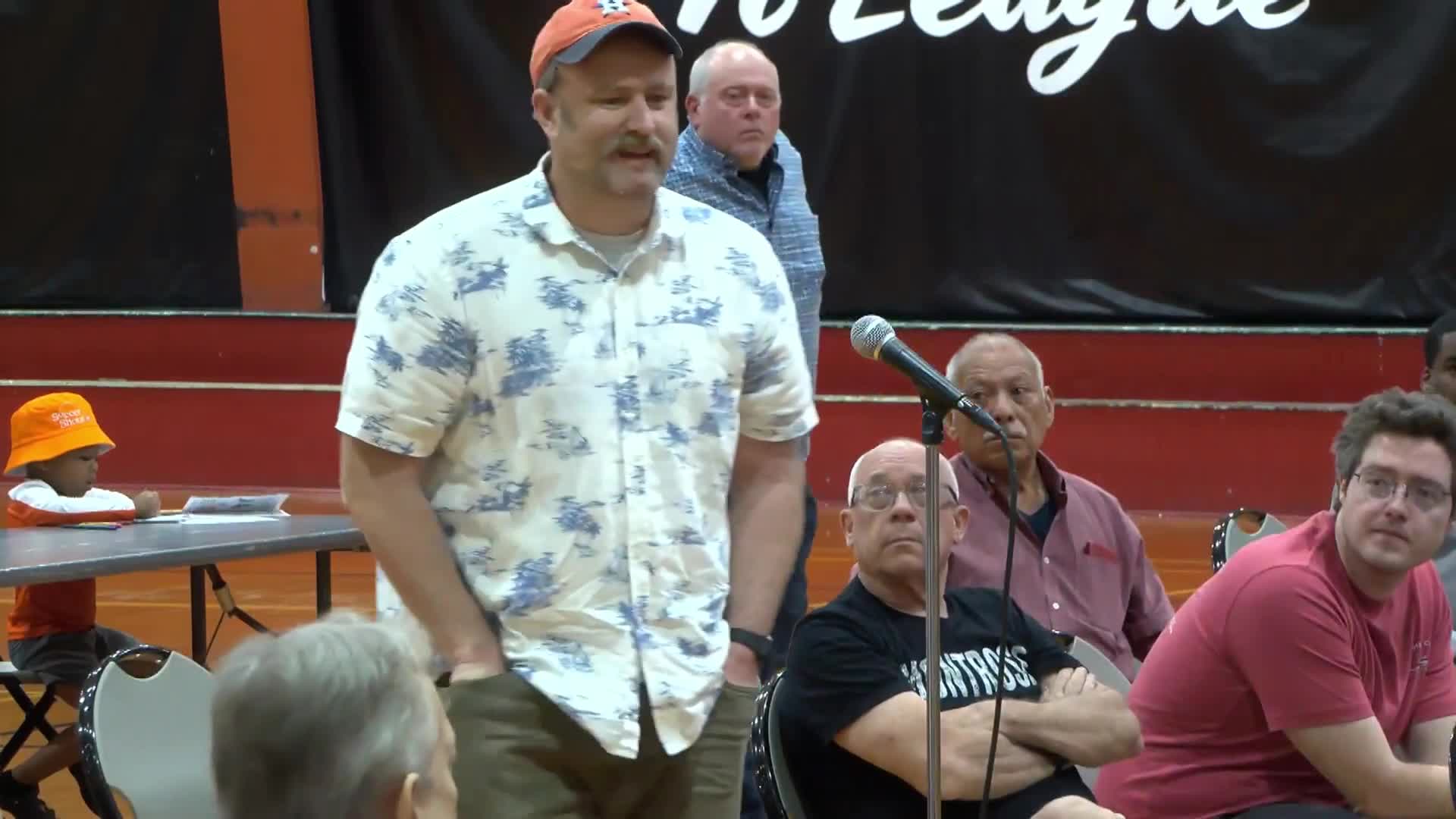 Residents press Houston leaders on crime, police raises and data sharing; council points to upcoming HPD budget workshop