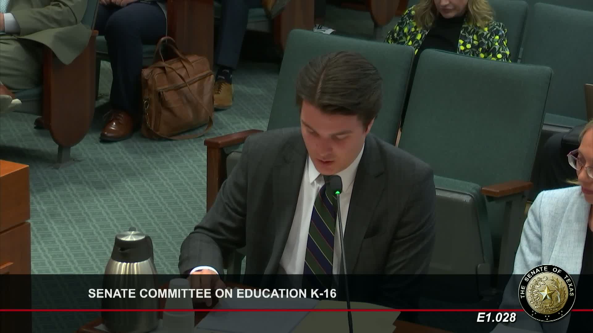Texas lawmakers support HB 14 81 to ban phones in schools for focused learning