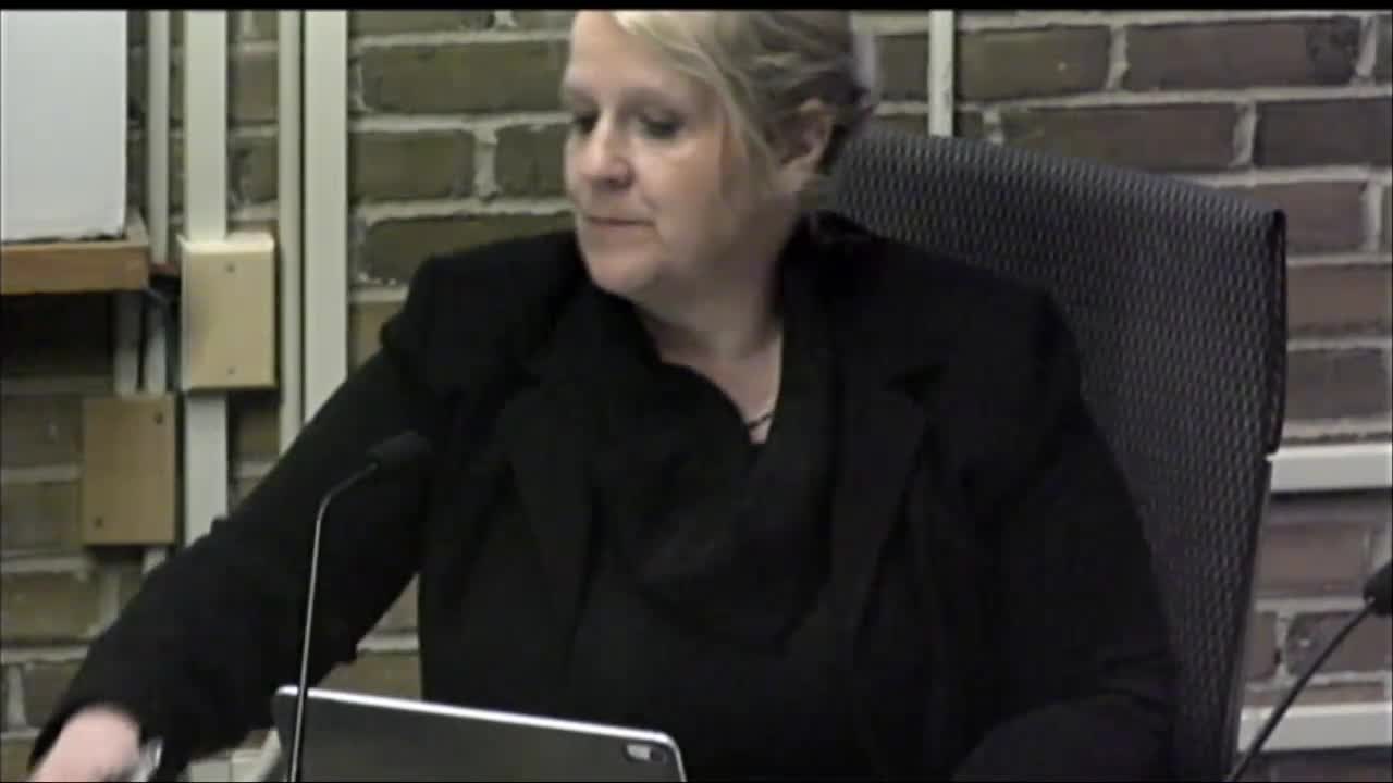 Oak Park board adopts annual zoning map; trustees debate ending exclusionary single‑family zoning