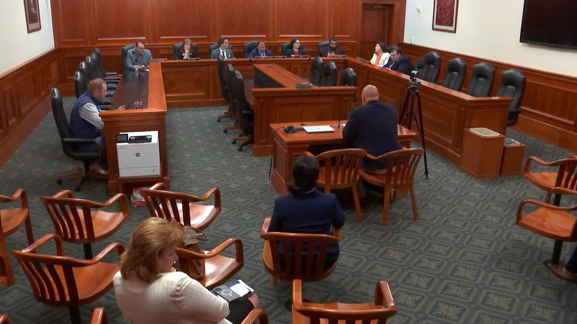 Michigan lawmakers discuss taxing cannabis industry for road funding