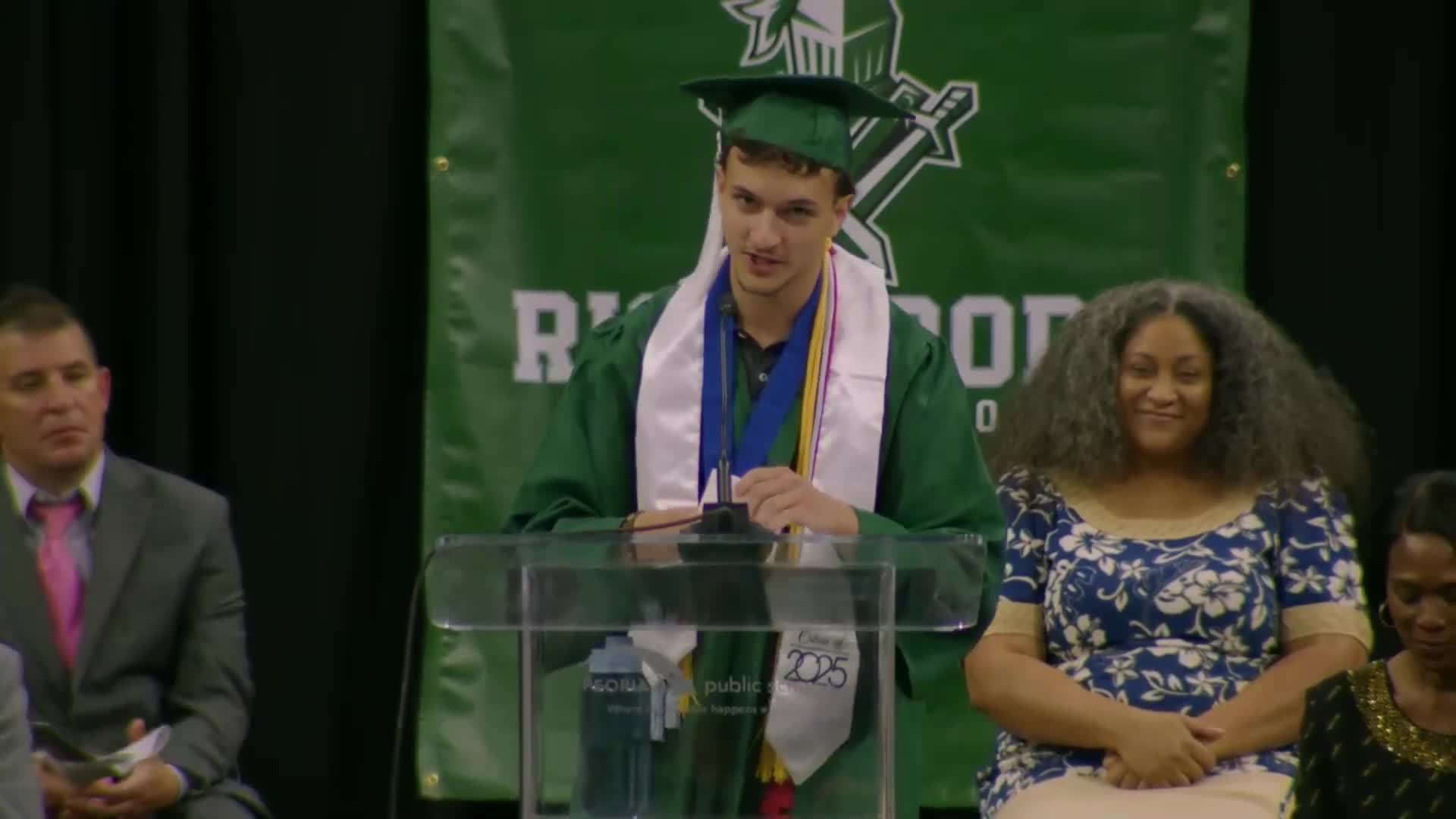 citizenportal-ai-richwoods-high-school-class-of-2025-graduates