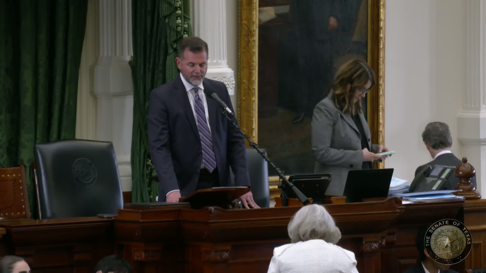 Pastor Jeremy White leads Texas Senate in prayer for leadership courage