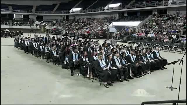 Madison County Virtual Academy cites college- and career-readiness gains at 2025 commencement
