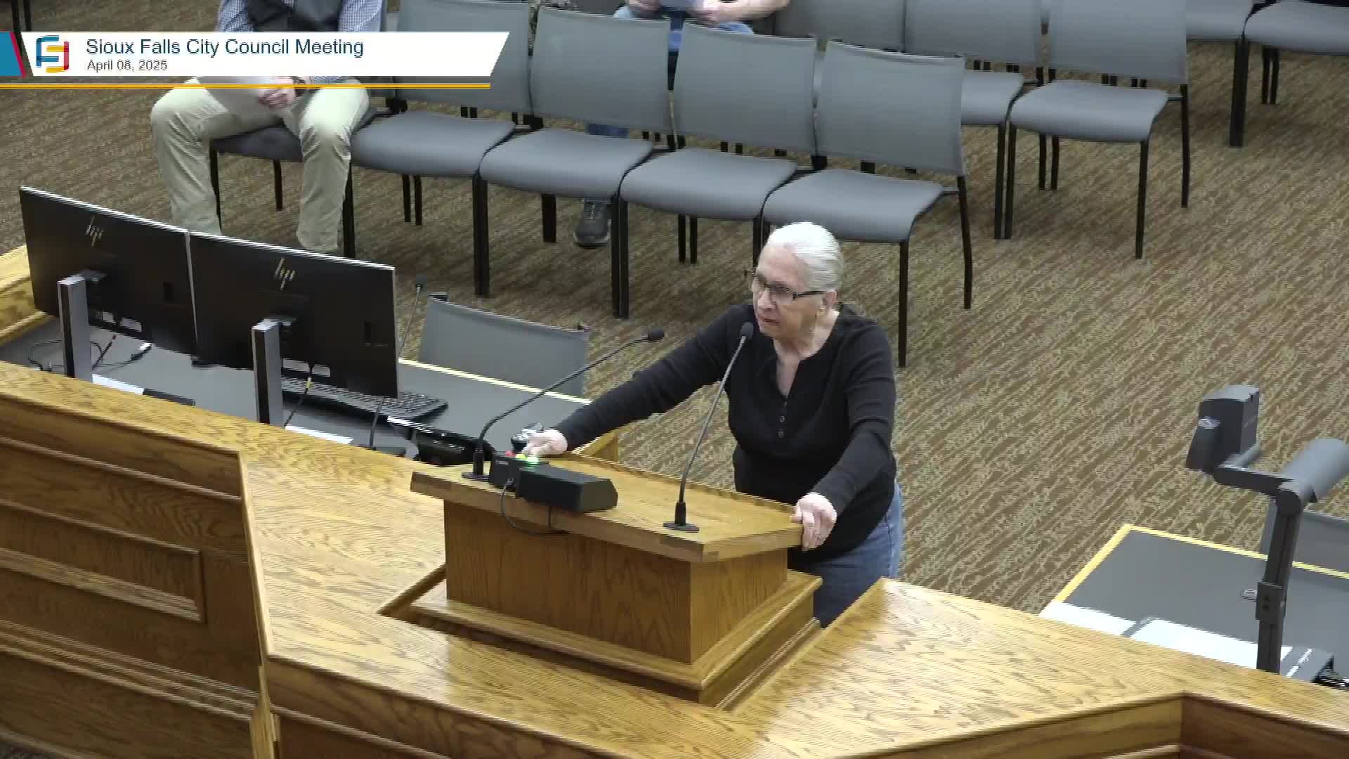 Sioux Falls Council approves downtown ambassador program to support homeless outreach