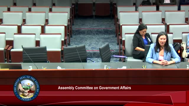 Senator Rochelle discusses amendments for Senate Bill 161 amid bipartisan support