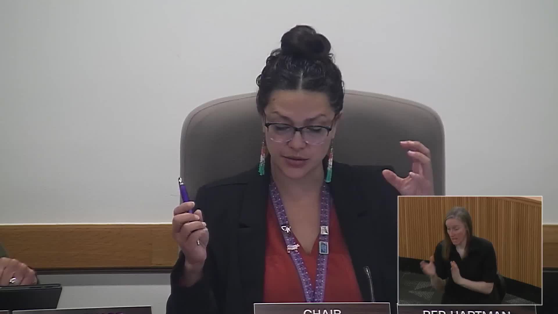 Oregon committee discusses foster children's rights and religious placement policies
