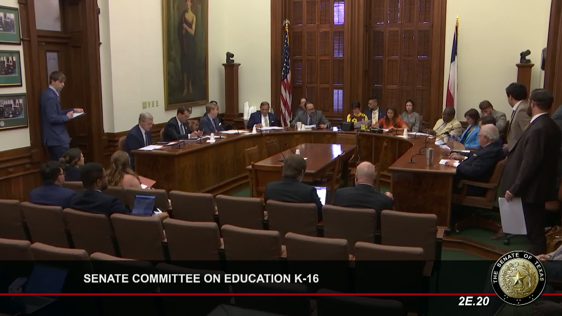 Committee advances bill on student use of personal communication devices in schools