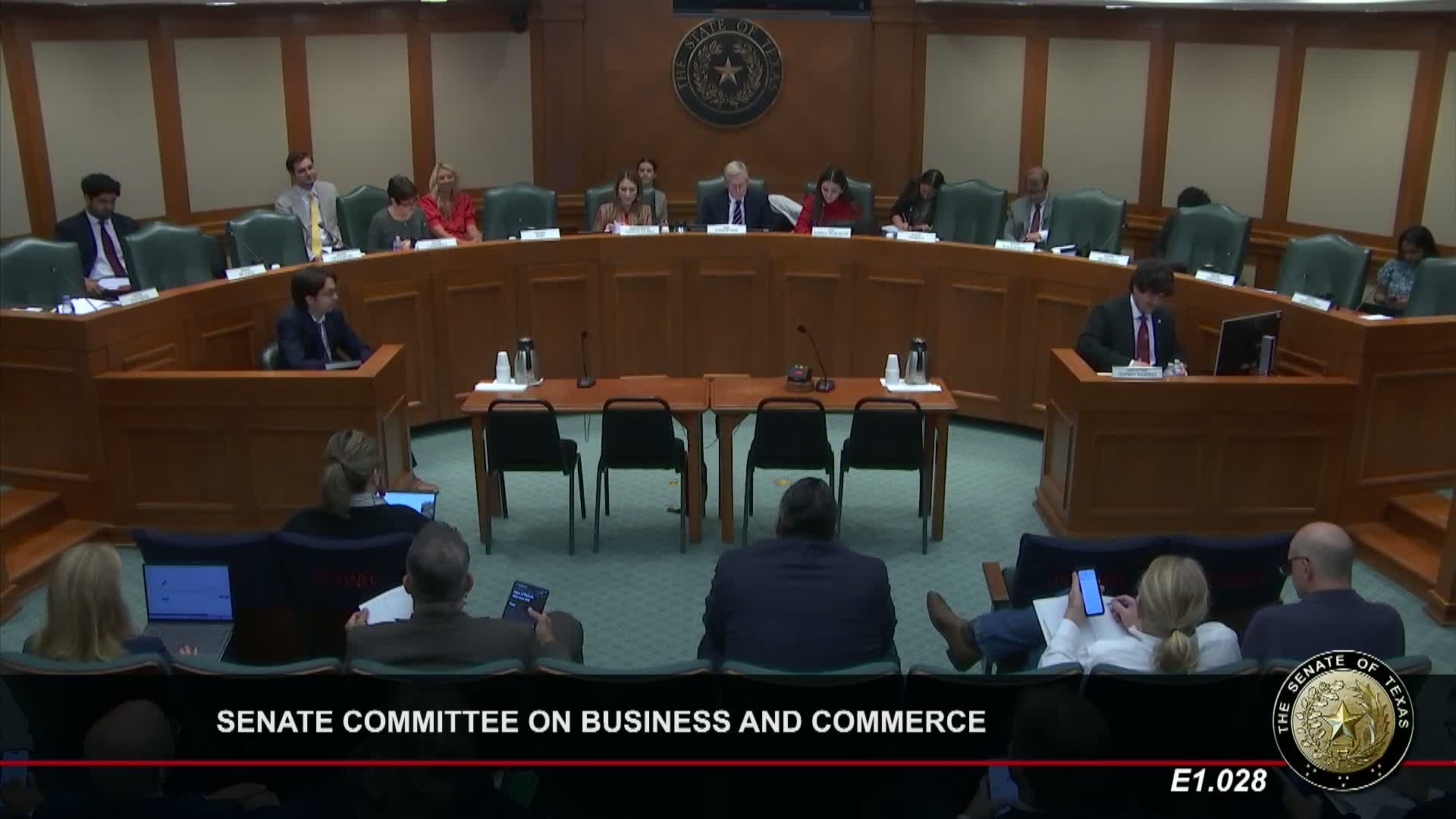 Texas lawmakers advance three bills enhancing construction audits and notary public transparency