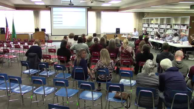 Roosevelt community rallies behind Principal Madeline Kendall amid criticism