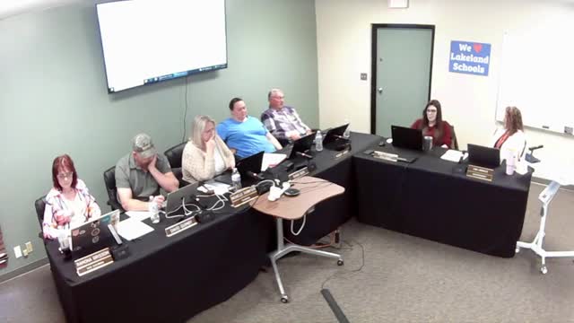 School Board denies four-day week proposal amid community feedback discussions