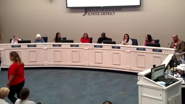 Parents advocate to keep Ed Franz Leadership Academy open amid school closures