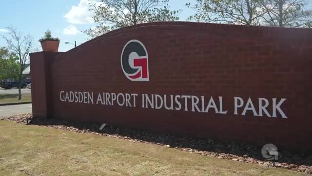 Local craftsman builds hand-sculpted brick signs for Gadsden City landmarks