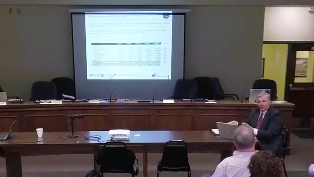 Municipal advisers present fund-balance, debt and financing options as city plans a five-year forecast