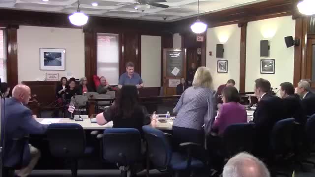 Residents press council on grass, blight and e‑bike safety; mayor details abatement process