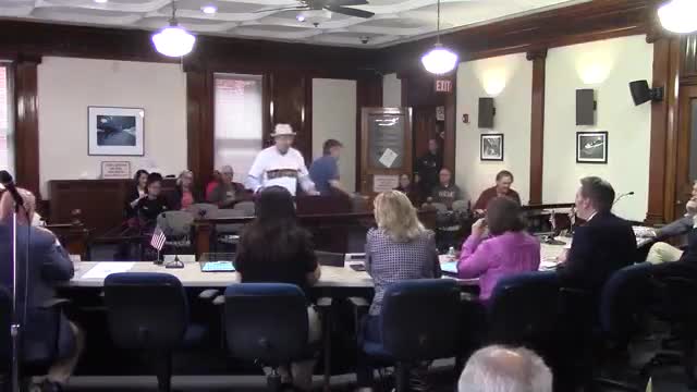 Residents propose perennial garden and youth-education space for 64 West Ross to Land Bank; council says Land Bank decides