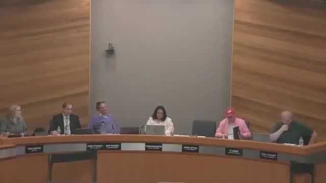 Council approves Lake Haven Water and Sewer District franchise agreement after split vote