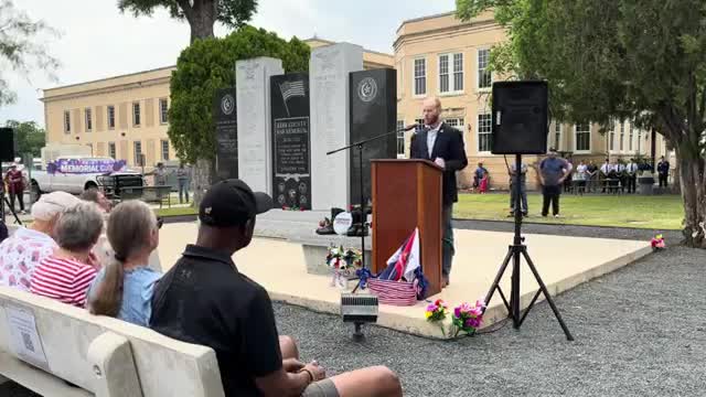 Kerr County hosts wreath-laying ceremony honoring fallen heroes across multiple wars