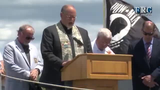 Community honors veterans and reflects on their sacrifice during Memorial Day service