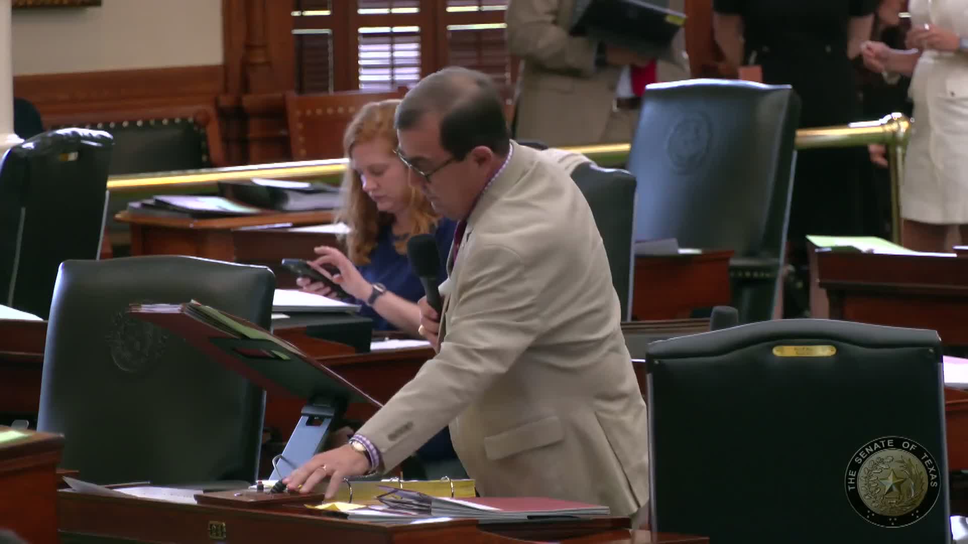 Senate passes bill that would trigger end to vehicle emissions testing if federal law changes