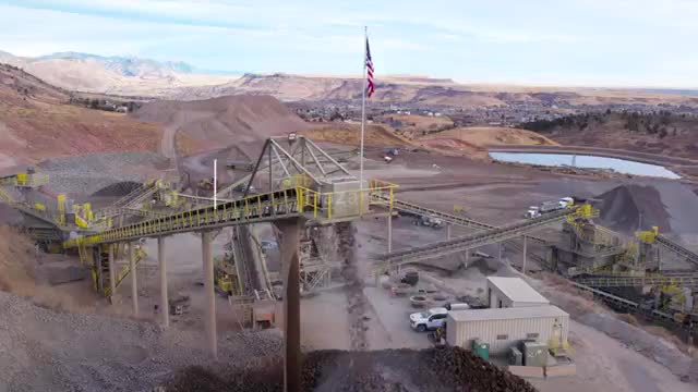 Mining safety guidelines emphasize hazard recognition and emergency protocols