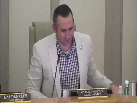 Leesburg mayor highlights community engagement and events in recent town meeting