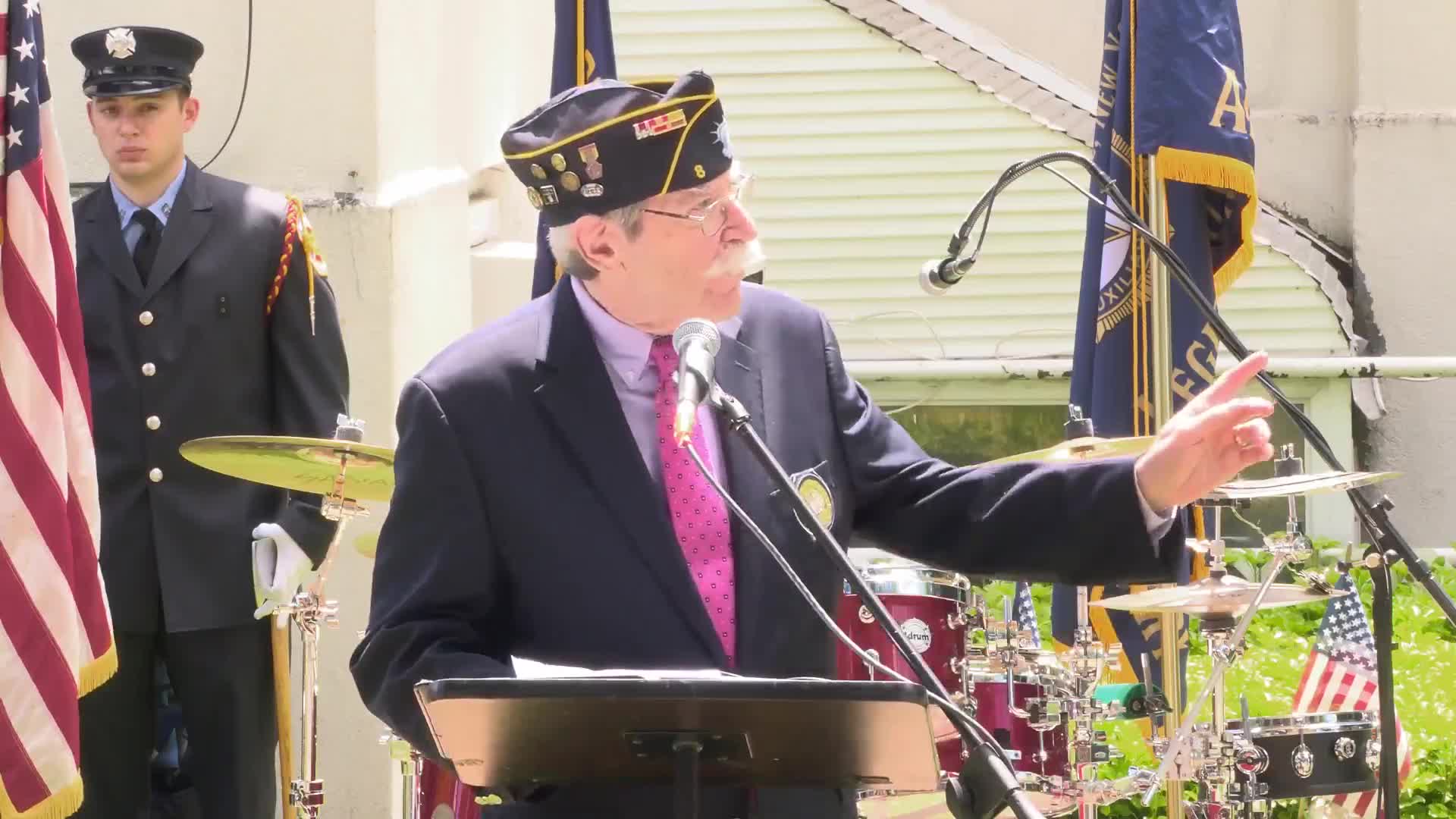 Bishop Leek delivers benediction at Memorial Day ceremony honoring veterans