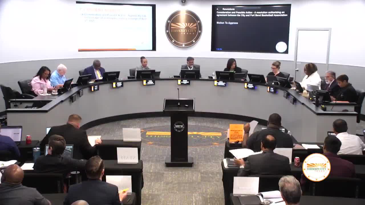 Council reauthorizes Fort Bend Basketball license and reappoints Sienna Management District directors