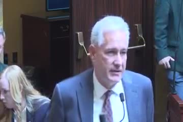 House votes on Representative Abbott's accessible parking amendments bill