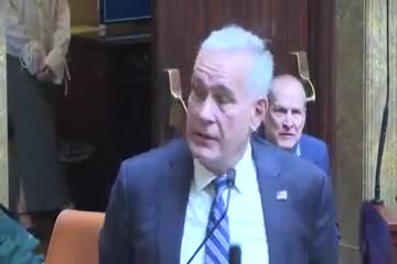 Representative Abbott proposes HB 203 to reform mental health treatment in criminal justice