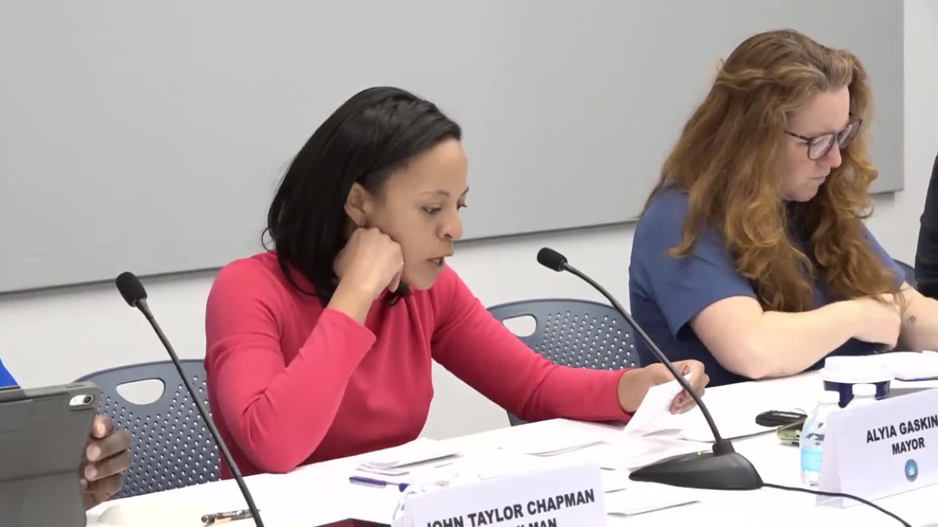 Alexandria explores using DASH buses for high school students as joint city‑school review continues