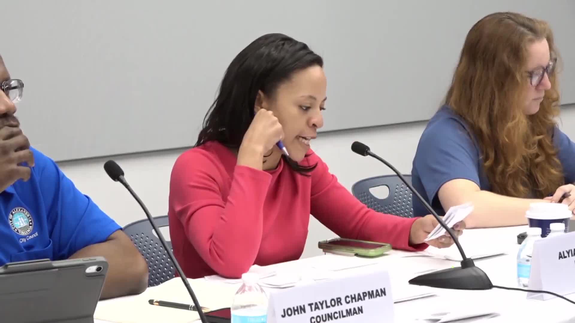 City extends Torpedo Factory artist leases for a year while a new governing entity is pursued