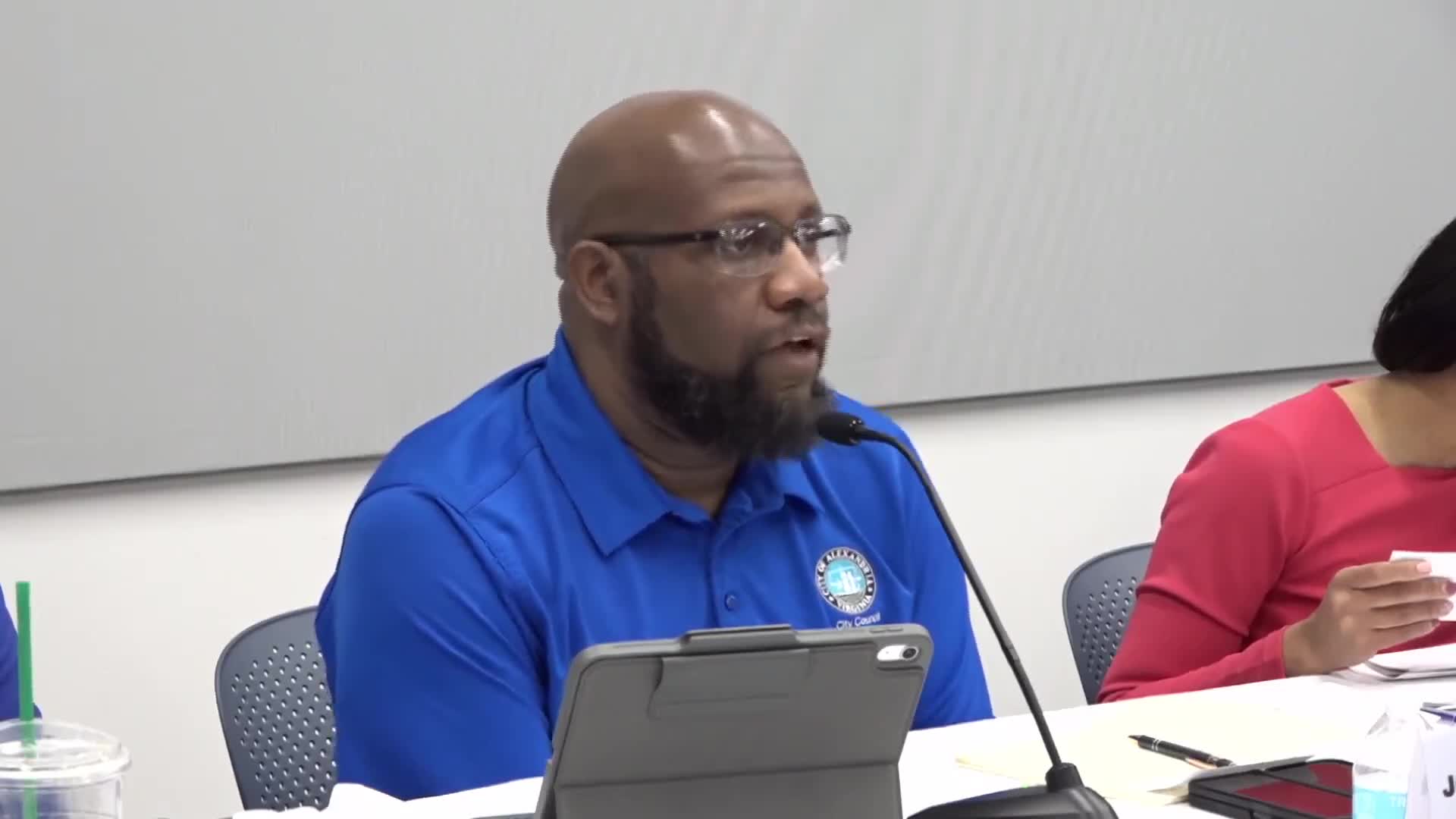 Mayor addresses Mason Van Doren Apartments communication issues and tenant complaints