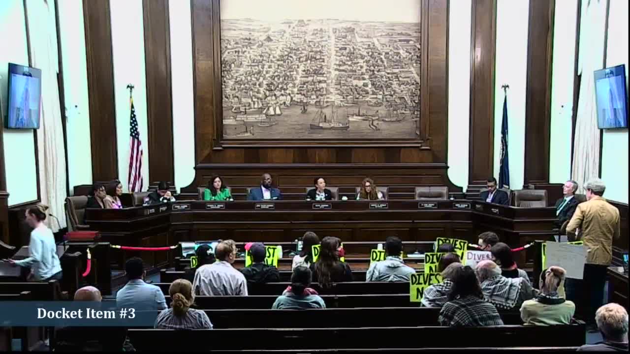 Residents press council on unleashed dogs at Hooffs Run and backyard beekeeping safety near schools