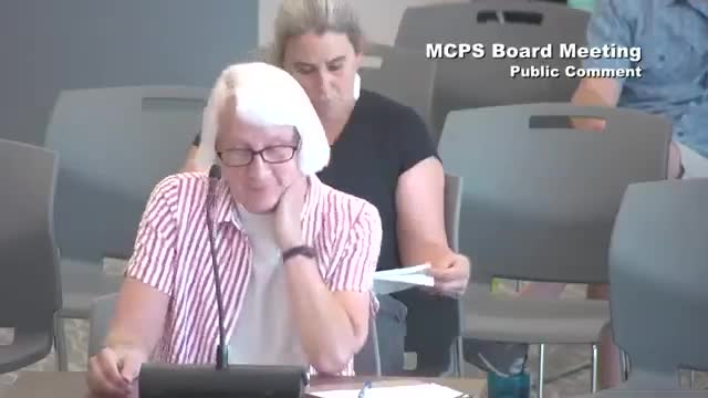 Teacher Sue Ray advocates for third grade classrooms at Chief Charleau Elementary