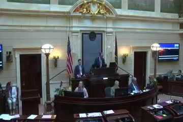 Senate opens day 7 of 65th legislature with gratitude and prayer