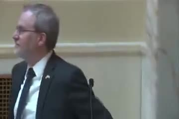 Utah Senate debates micro school regulations near alcohol-selling locations