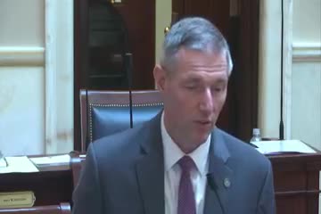 Senate moves forward with education bill focusing on attendance grading flexibility