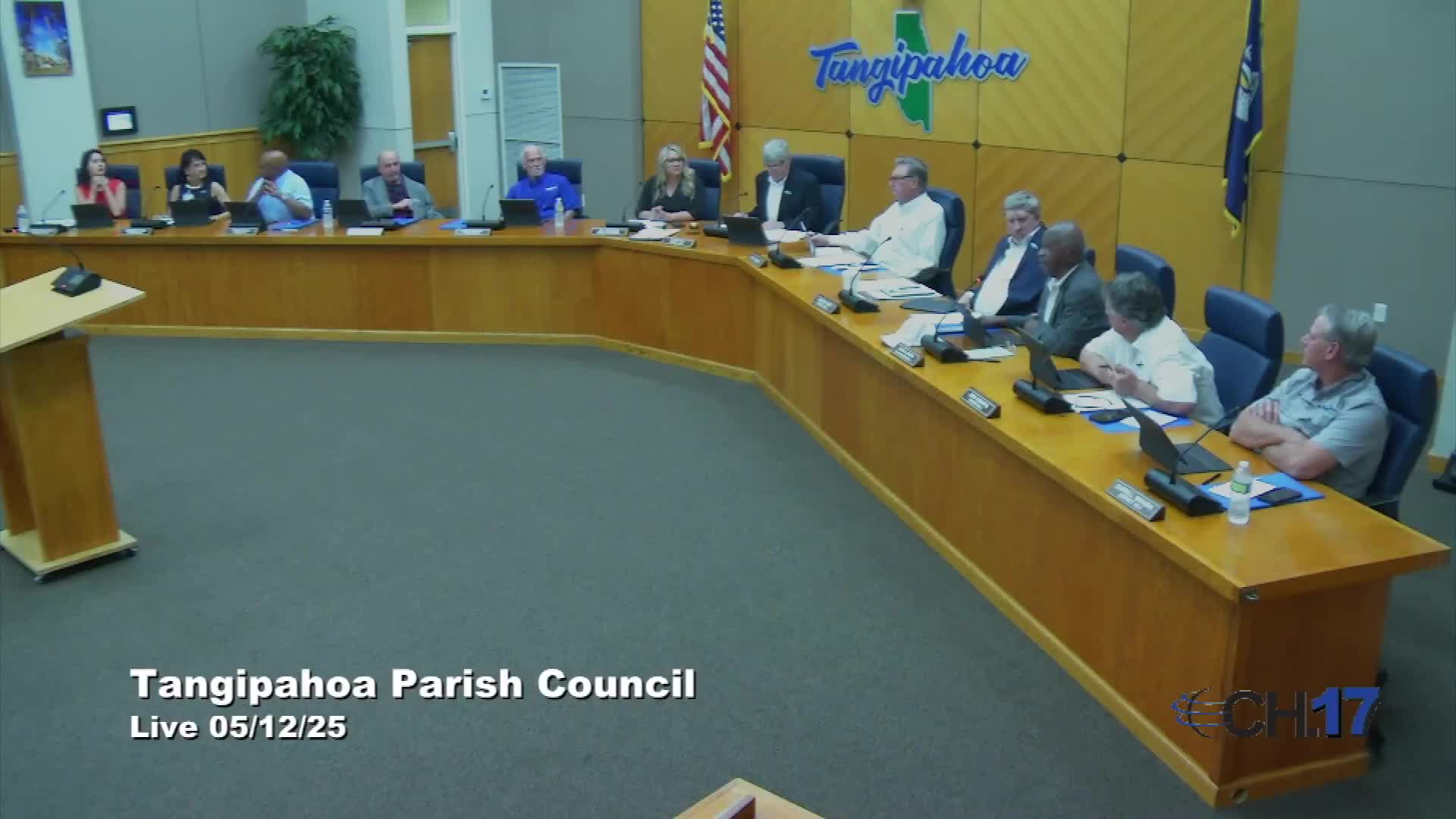 Council recognizes graduates and thanks sponsors for successful project graduation event