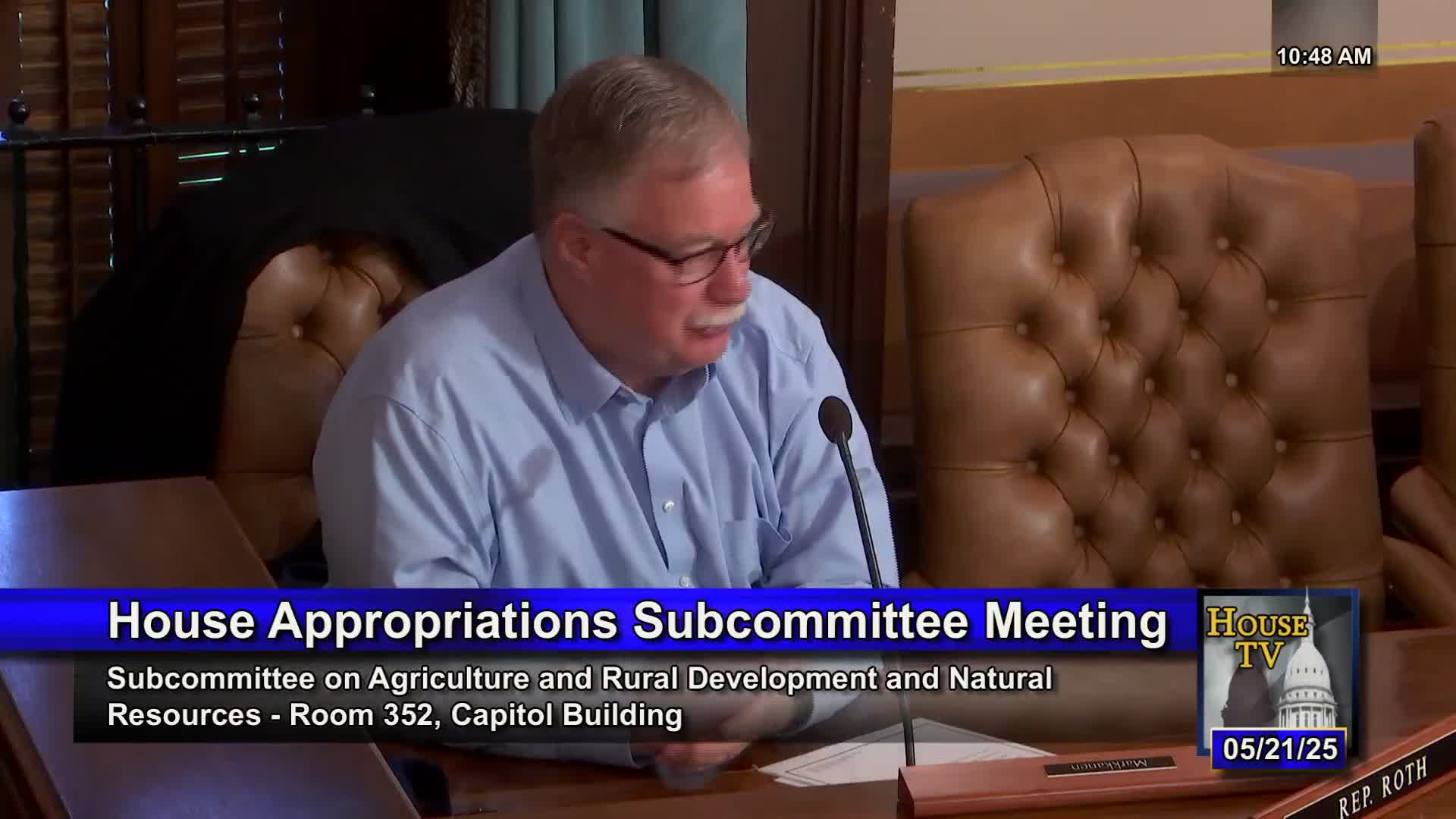 Michigan lawmakers applaud youth involvement in state fairs discussion