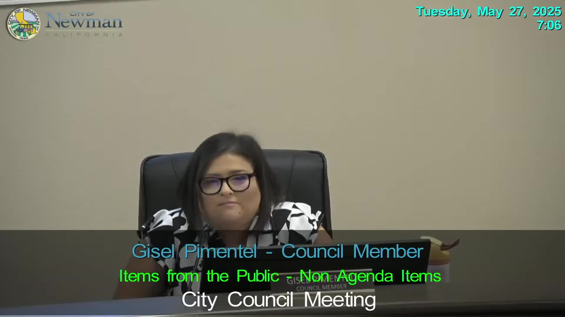 Business owner Aaron Cruz Valdez addresses parking issues in local plaza