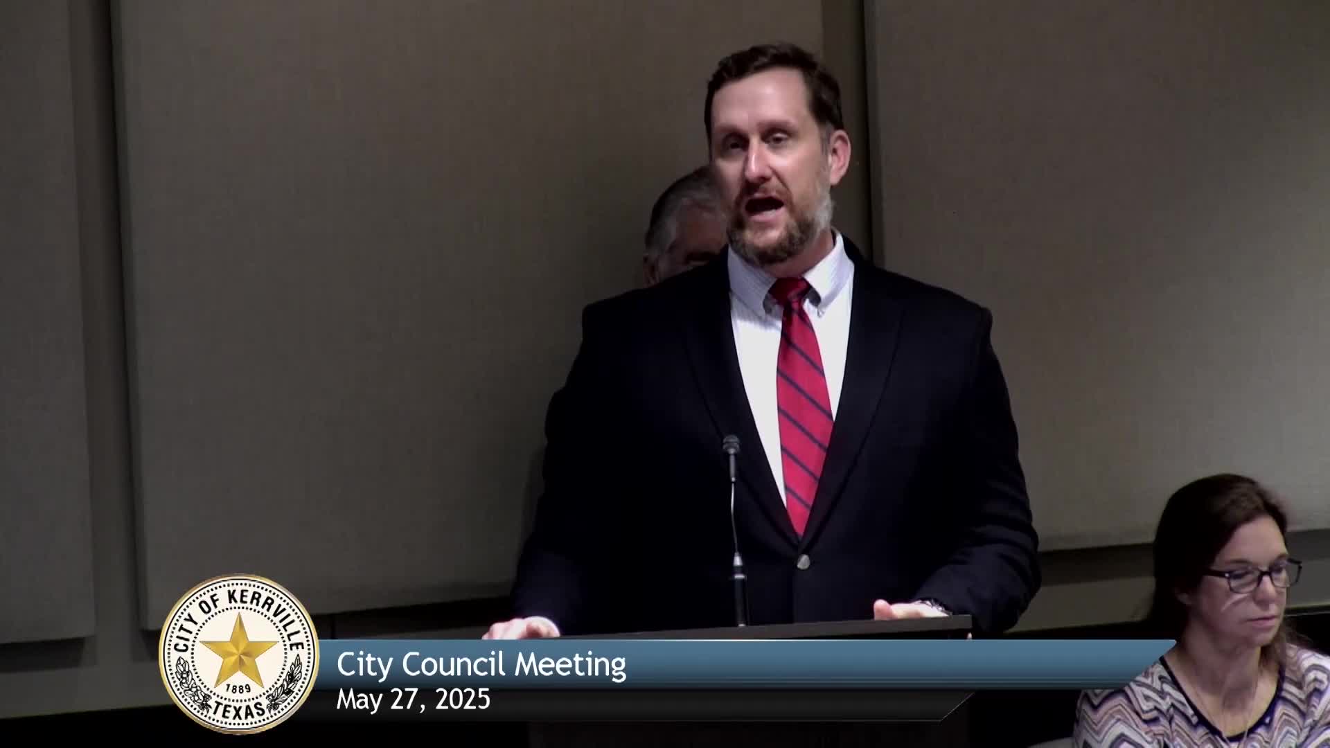 Mayor Jay welcomes new residents and announces Kerrville's first water street festival