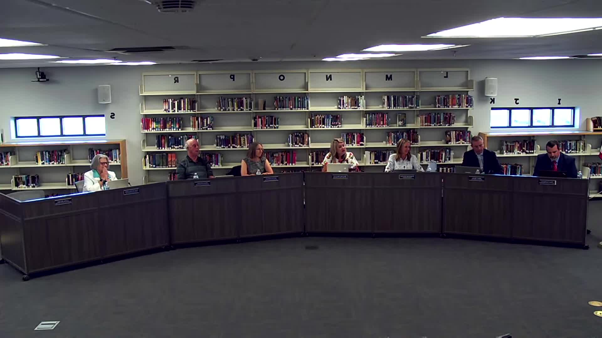 Community advocates for nationwide search in Prescott Valley superintendent selection