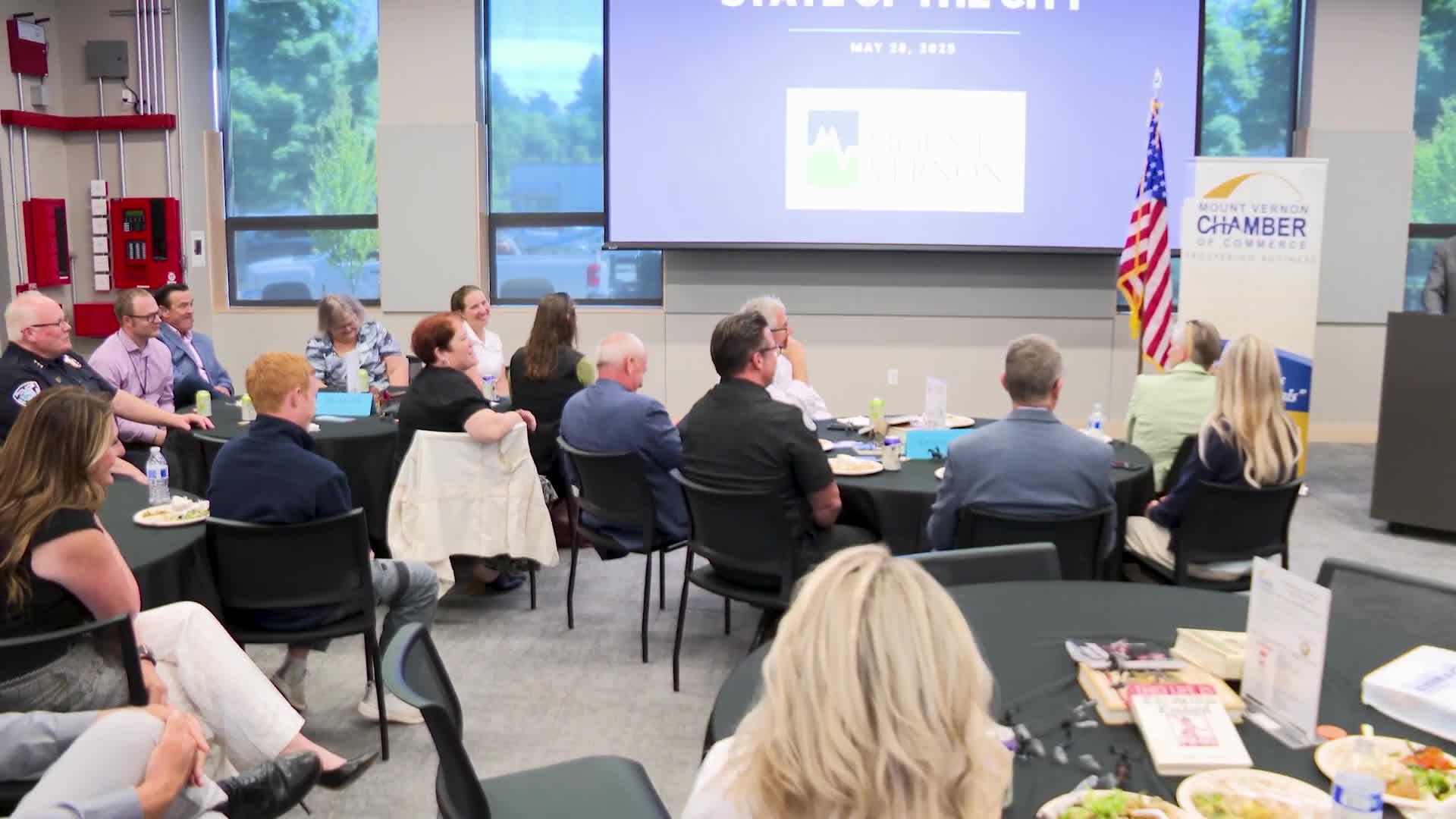 Mount Vernon mayor discusses public safety and homelessness strategies at city hall meeting