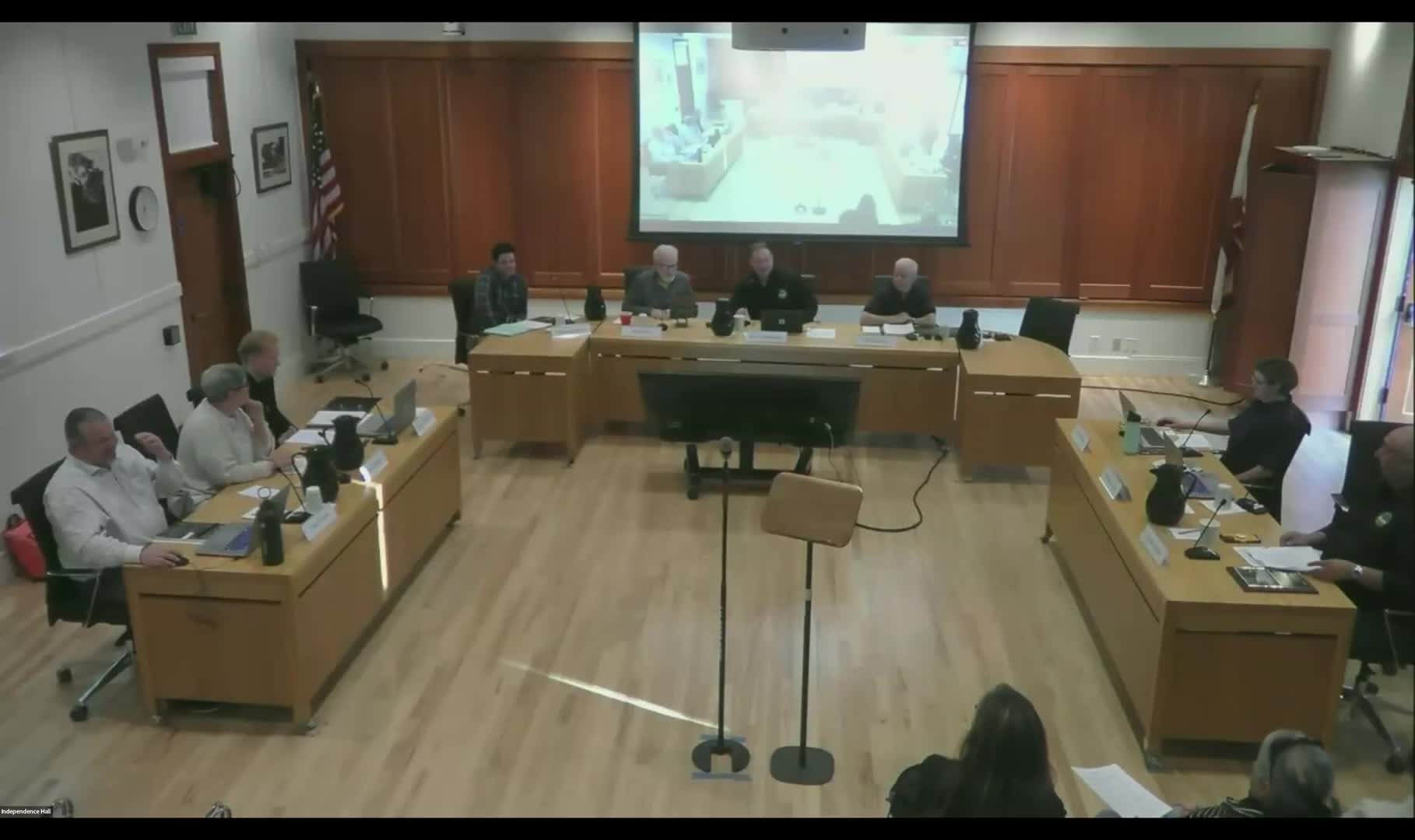 Woodside Town Council welcomes new manager Jason Ledbetter at first meeting